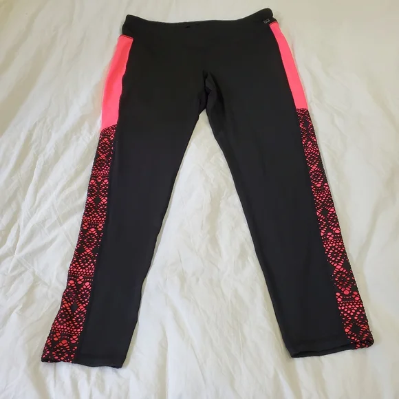 Active Leggings Size XL - Picture 9 of 11